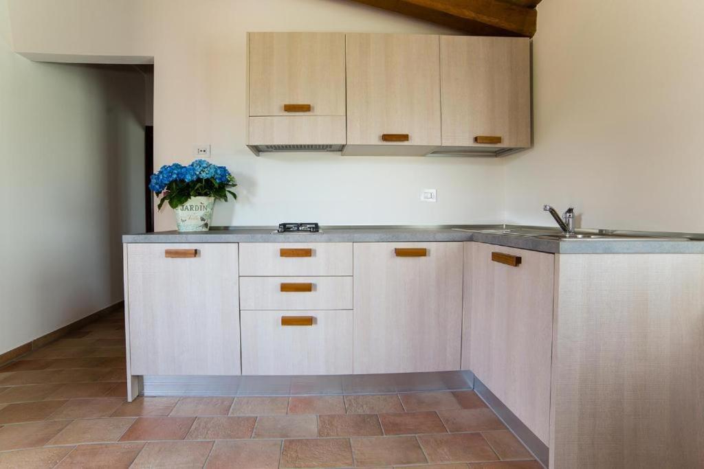 Moretti Village - Sophie Rooms Country House 西维尔诺瓦·马尔凯 外观 照片