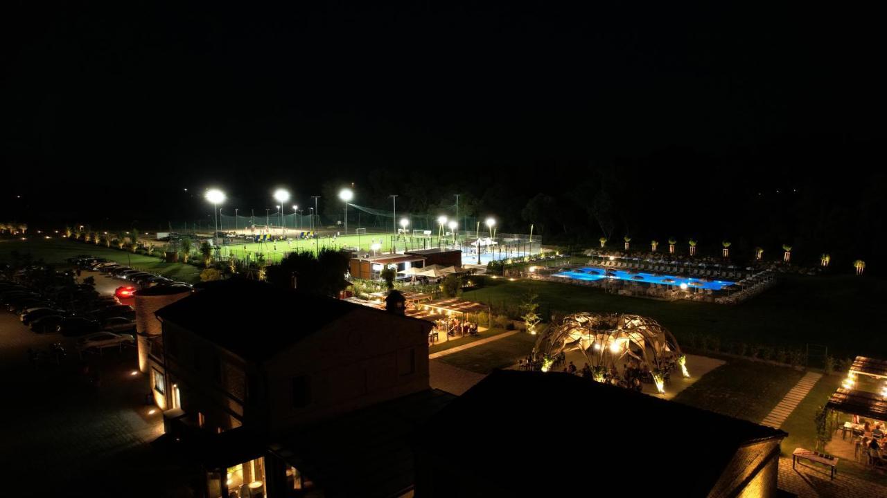 Moretti Village - Sophie Rooms Country House 西维尔诺瓦·马尔凯 外观 照片